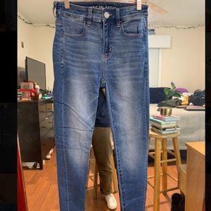 American Eagle Hi-Rise Jegging